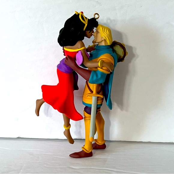 Hallmark Holiday Hallmark Keepsake Disneys Hunchback Of Notre Dame Phoebus Esmeralda